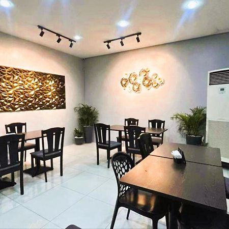 Arzo Hotel Grand Lodge Manila Exterior photo